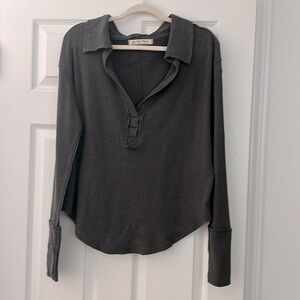 Like new free people long sleeve with thumb holes